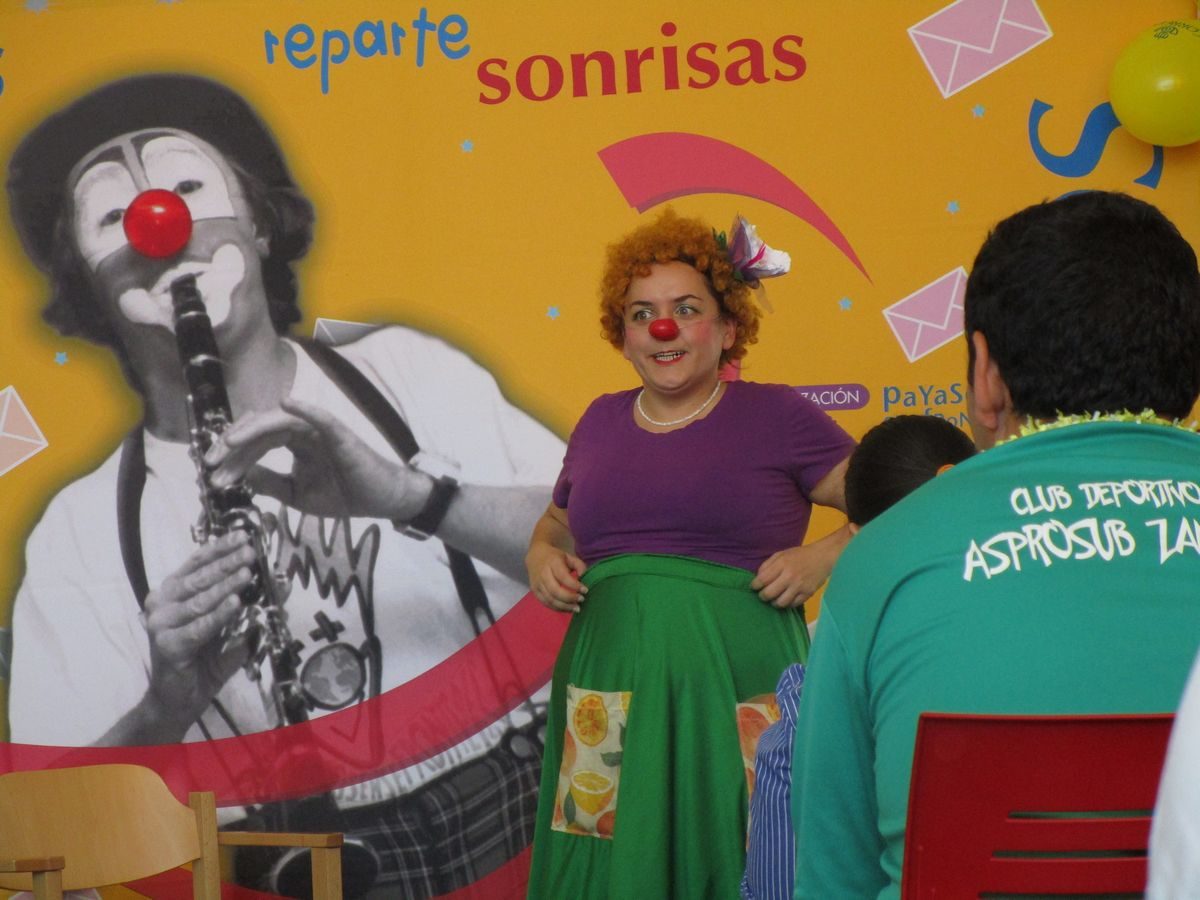 "Correos Reparte Sonrisas"