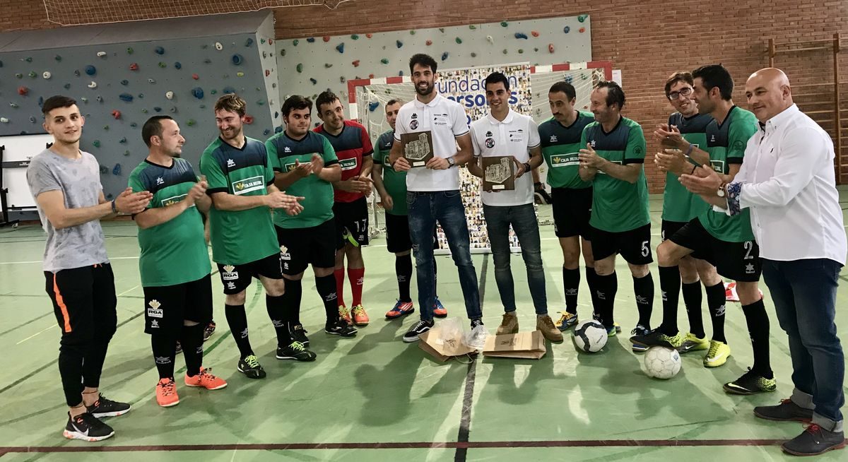 Visita de los jugadores del Zamora FC
