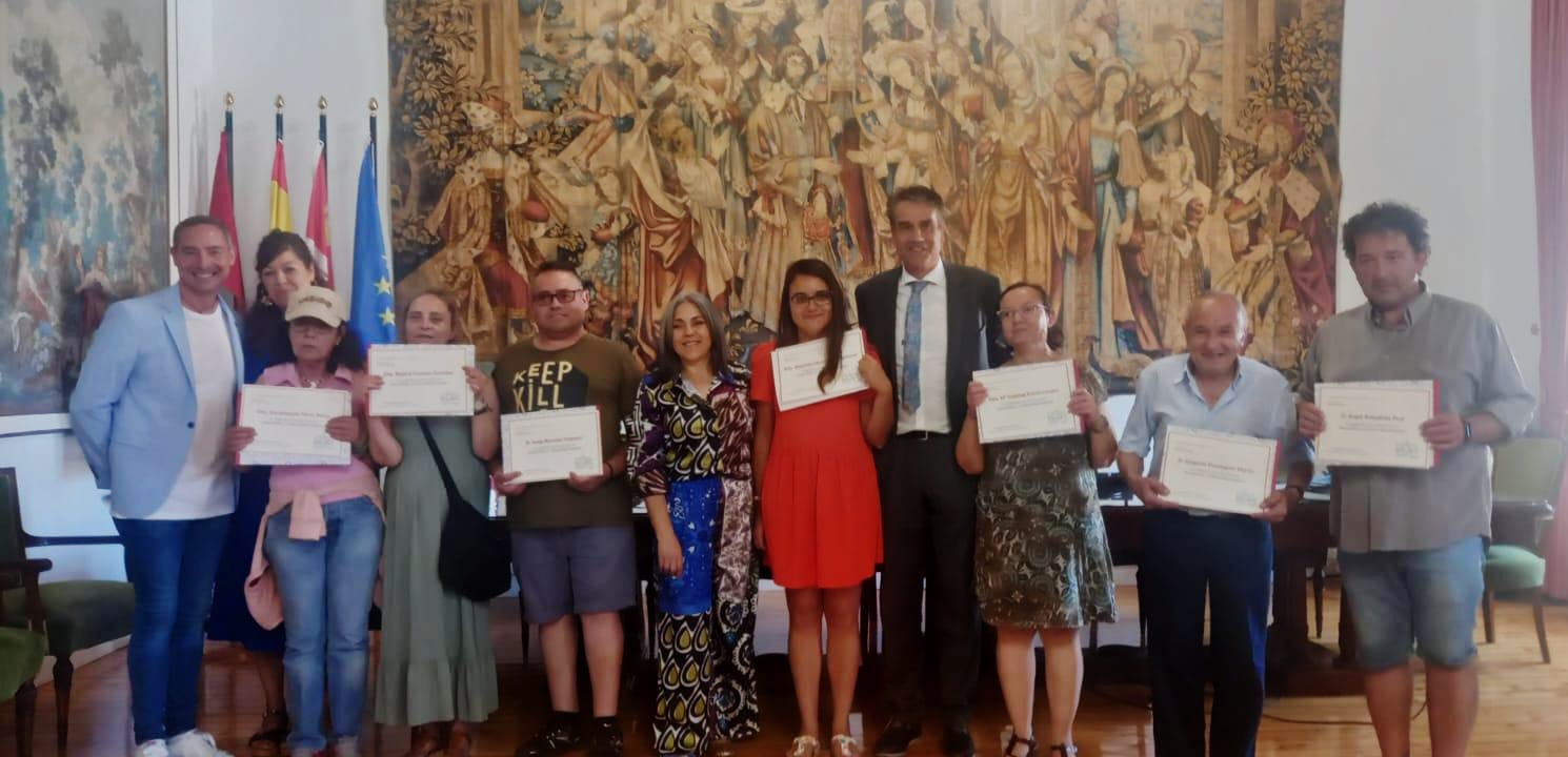 7 jóvenes de Fundación Personas Zamora se gradúan por la UNIVERUSAL